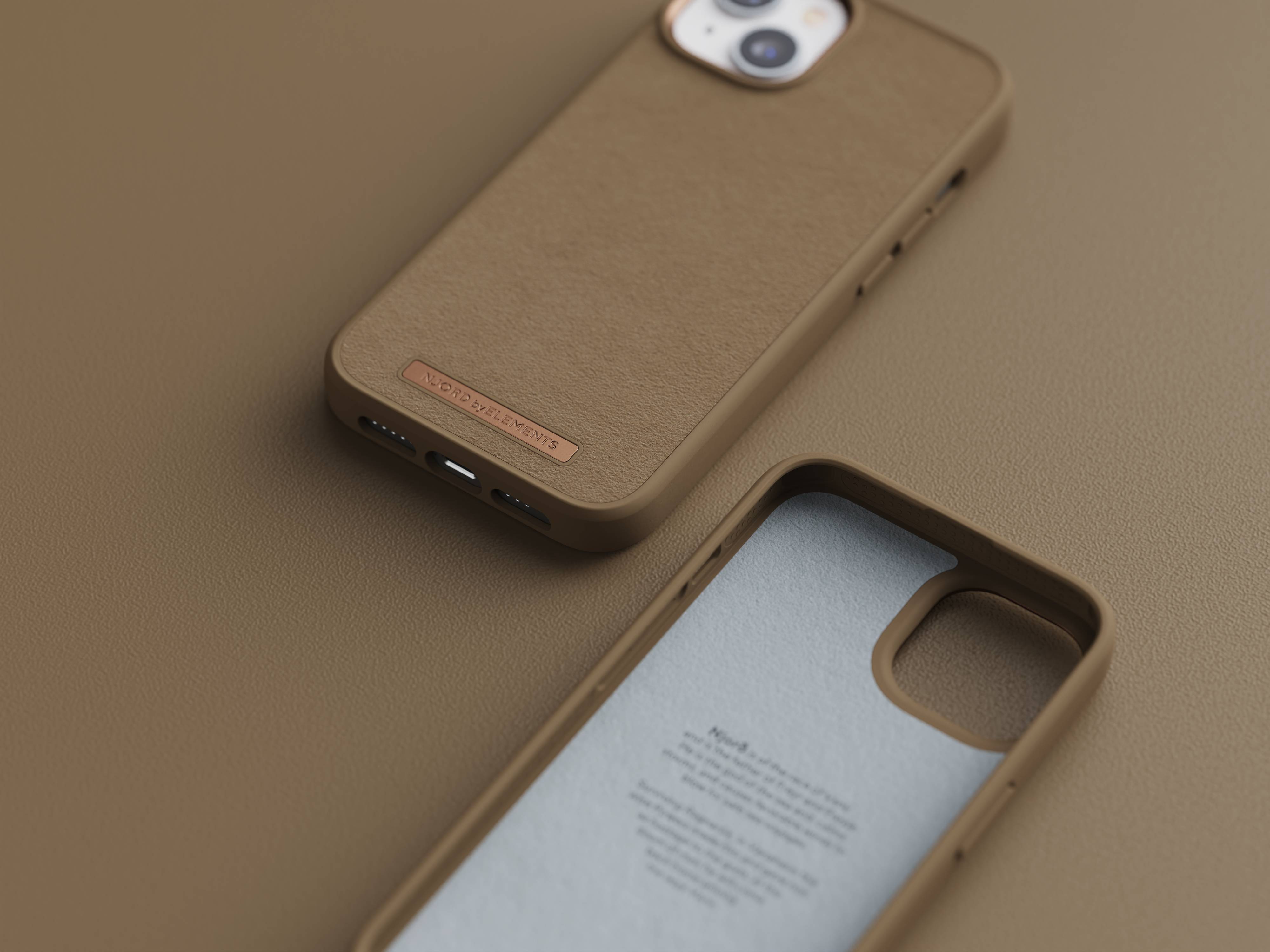 Rca Informatique - image du produit : NJORD SUEDE COMFORT+ CASE FOR IPHONE 14 CAMEL