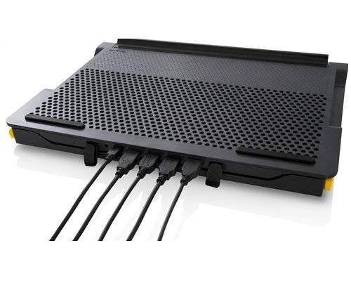 Rca Informatique - image du produit : CHILL MAT+ WITH 4-PORT HUB 2.0