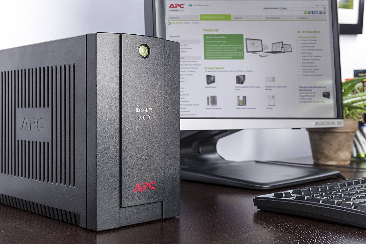 Rca Informatique - image du produit : APC BACK-UPS 700VA 230V AVR IEC 270B255