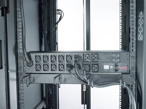 Rca Informatique - image du produit : RACK PDU METERED 2U 32A 230V 12 C13S AND 4 C19S IN IN