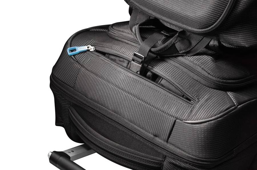 Rca Informatique - image du produit : THULE CROSSOVER CARRY-ON 56CM 22IN DARK BLUE