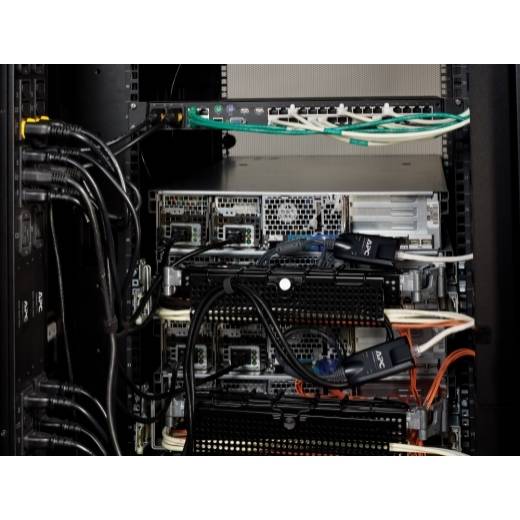 Rca Informatique - image du produit : APC KVM 2G SERVER MODULE DVI IN