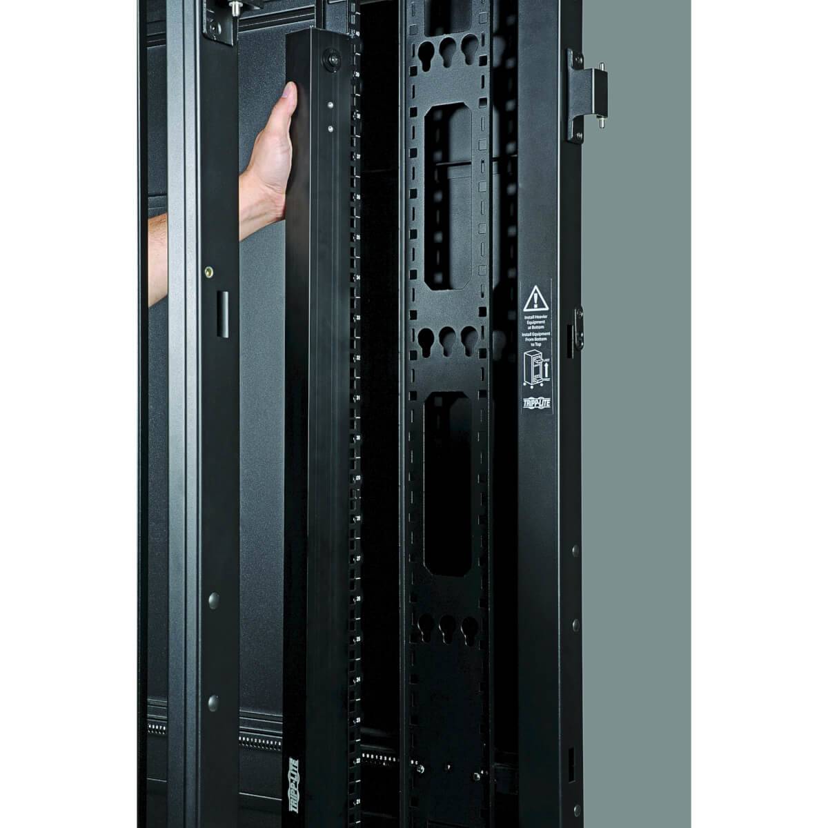 Rca Informatique - image du produit : 42U RACK ENCLOSURE CABINET