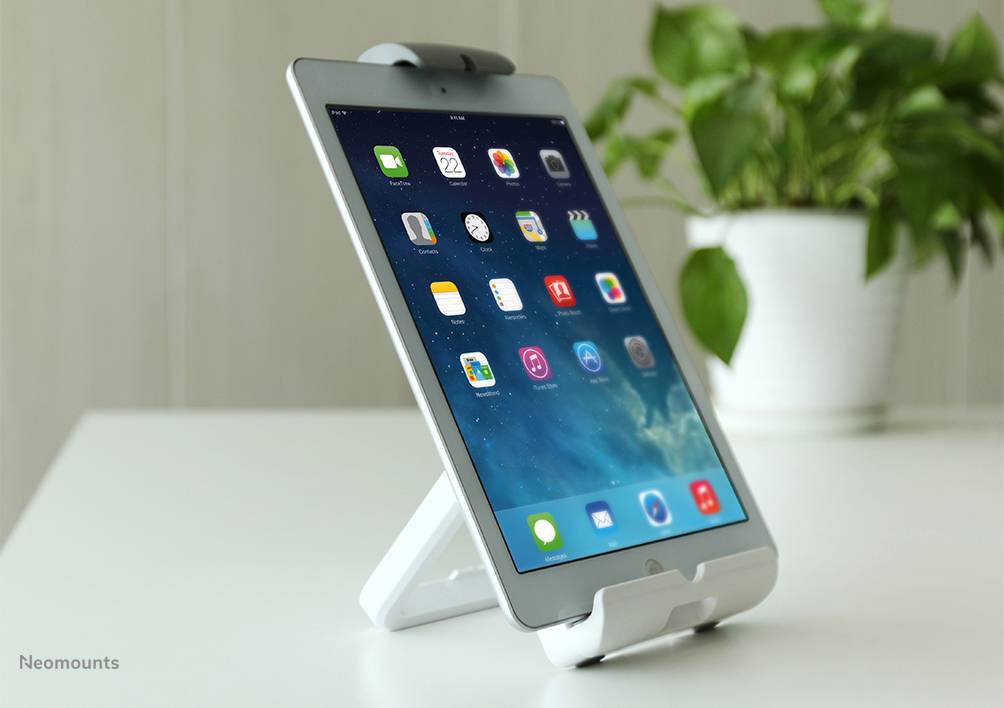 Rca Informatique - image du produit : TABLET DESK STAND 7IN-10.1IN CAN ALSO BE MOUNTED VESA 75X75