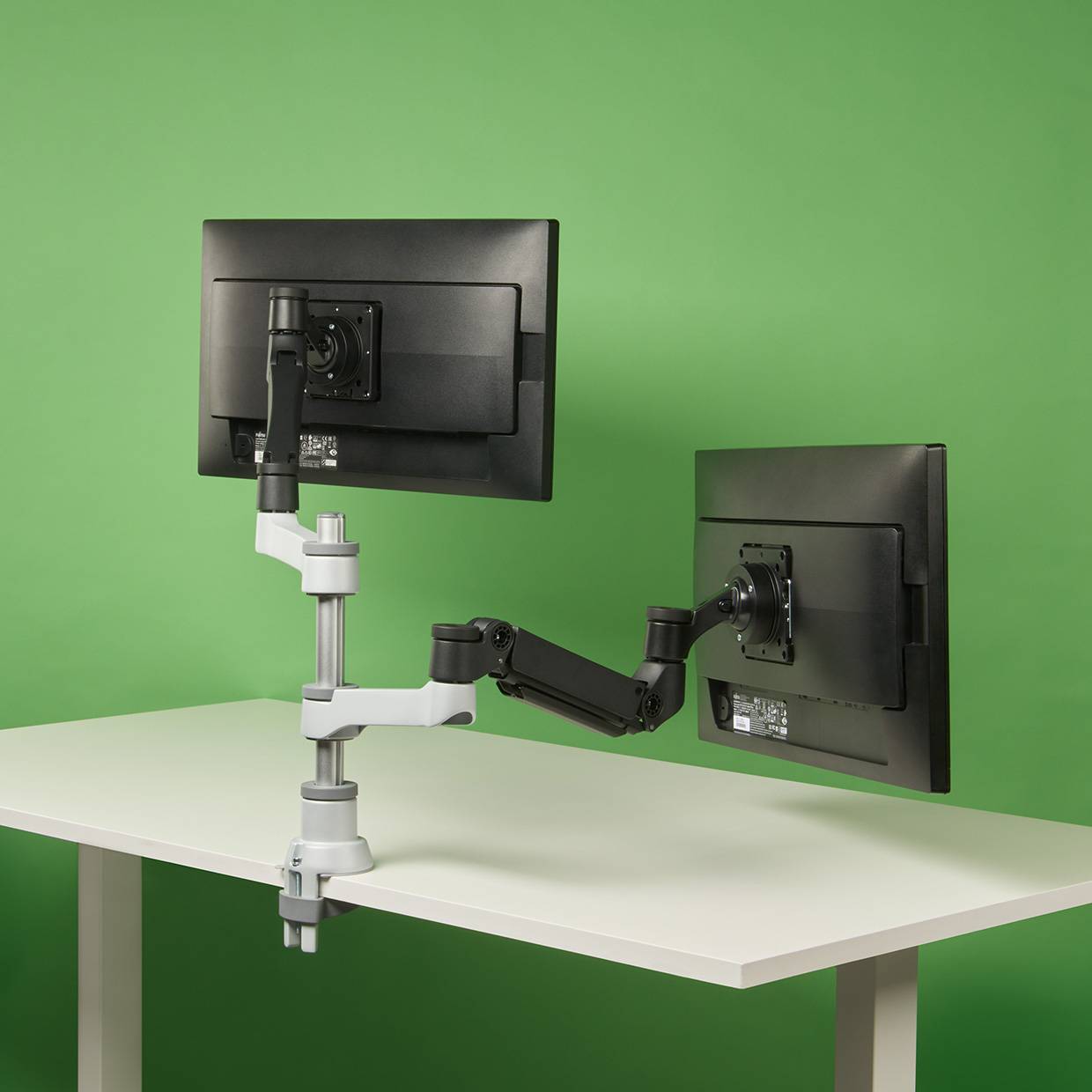 Rca Informatique - image du produit : R-GO CAPARO 4 TWIN MONITOR ARM GAS SPRING/3-9 KG/DYNAMIC/SILVER