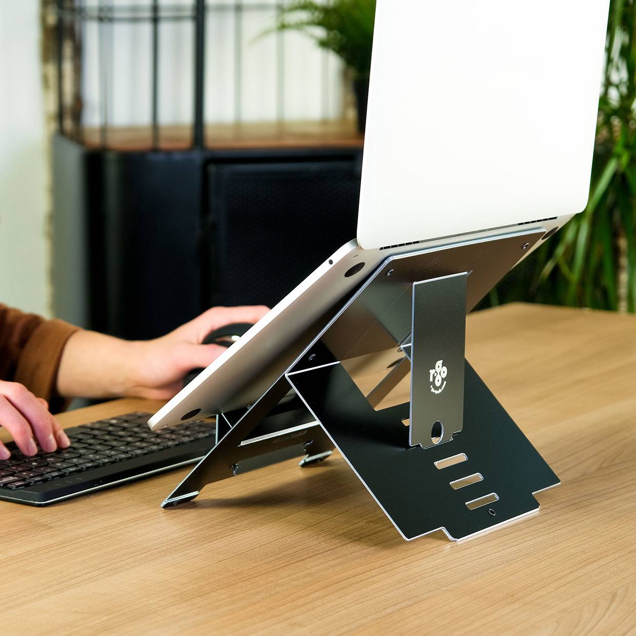 Rca Informatique - image du produit : R-GO RISER FLEXIBLE LAPTOP STAND-ADJUSTABLE/BLACK