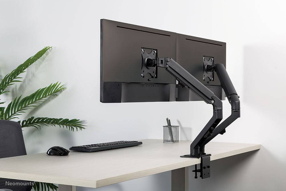 Rca Informatique - image du produit : NEWSTAR FLAT SCREEN DESK MOUNT (STAND/GROMMET)