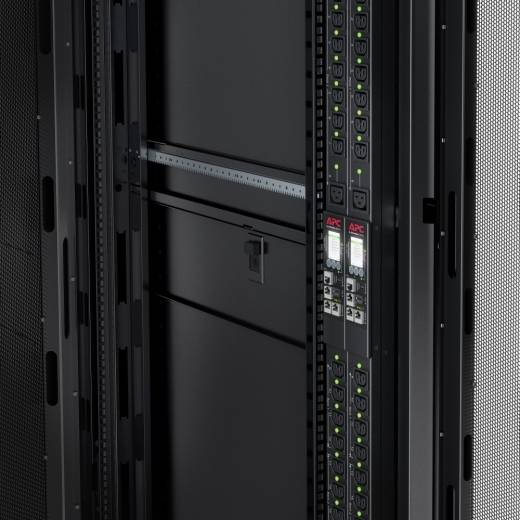 Rca Informatique - image du produit : RACK PDU 9000 SWITCHED ZEROU 5.7KW 200/208V C13 C19