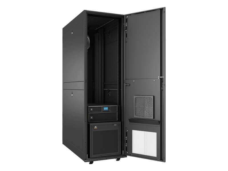 Rca Informatique - Image du produit : VRC-S INTEGRATED MICRO DATA CENTER 42U 600X1200 WITH 3.5KW S