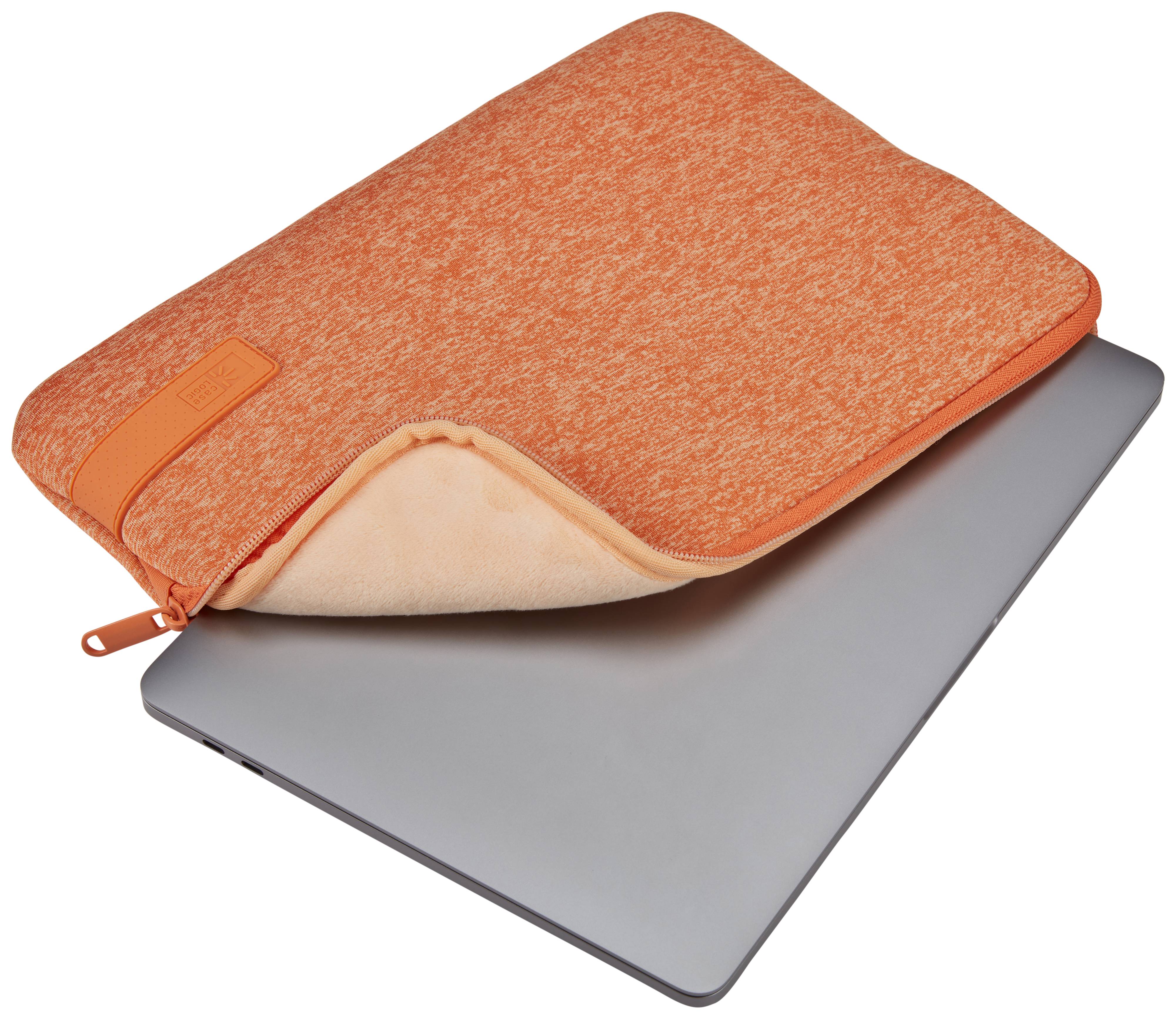 Rca Informatique - image du produit : REFLECT MACBOOK SLEEVE 13IN CORAL GOLD/APRICOT