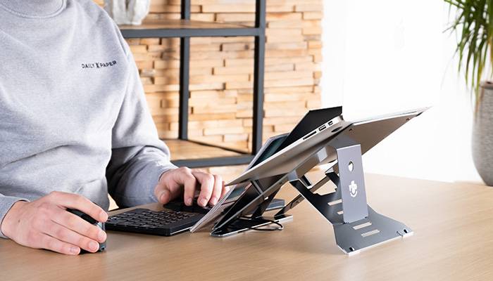 Rca Informatique - image du produit : R-GO RISER DOCUMENT LAPTOP STAND