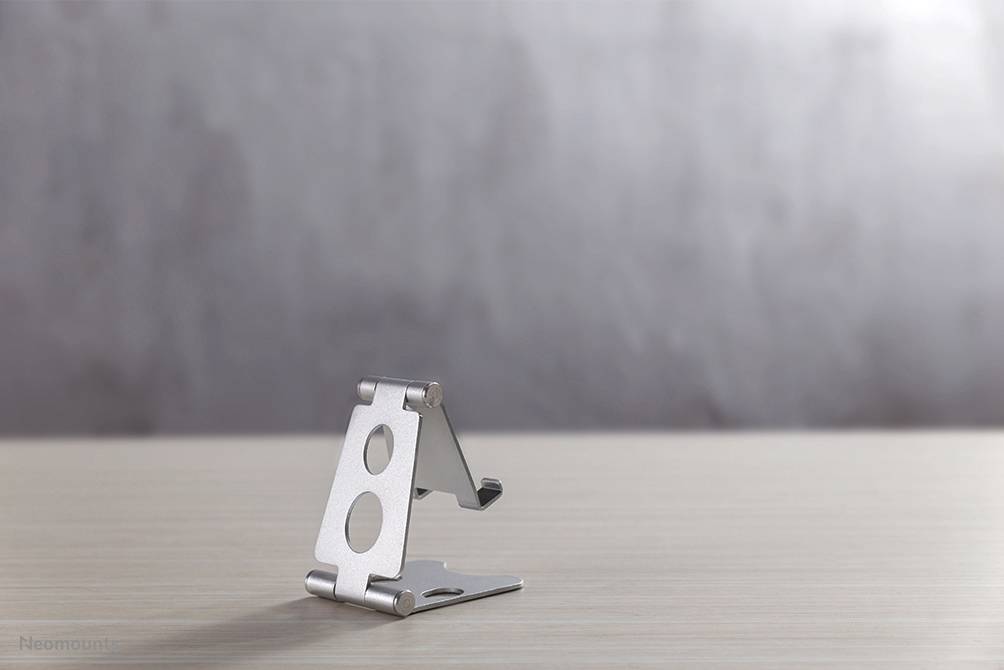 Rca Informatique - image du produit : NEWSTAR PHONE DESK STAND (SUITED FOR PHONES UP TO 6.5)