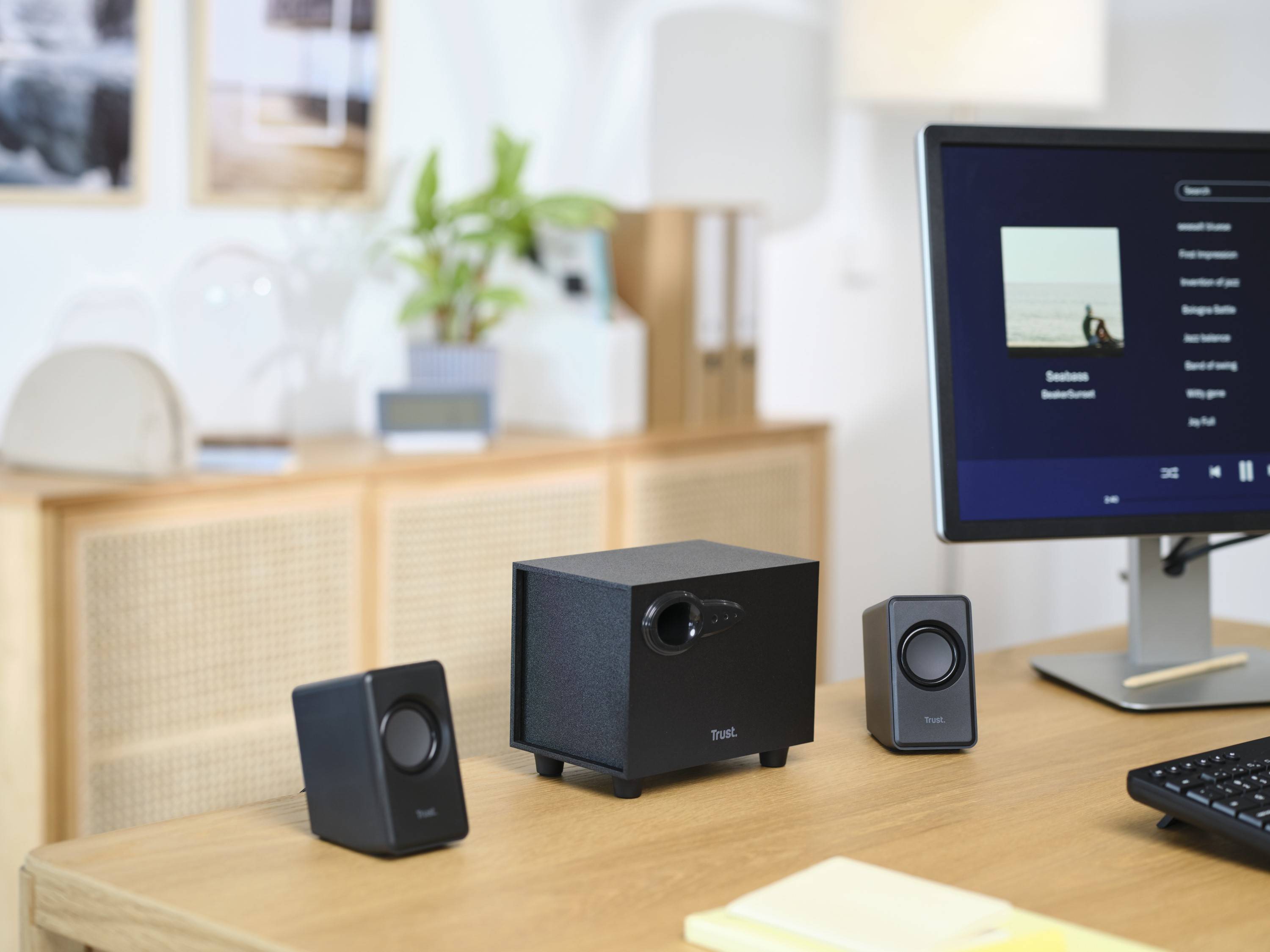 Rca Informatique - image du produit : AVORA 2.1 SUBWOOFER SPEAKER SET BQ 8