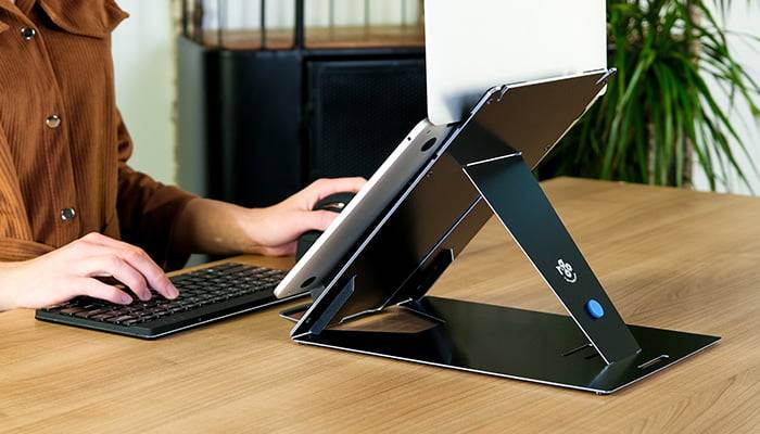 Rca Informatique - image du produit : R-GO RISER DUO/TABLET-LAPTOP STAND-ADJUSTABLE/BLACK