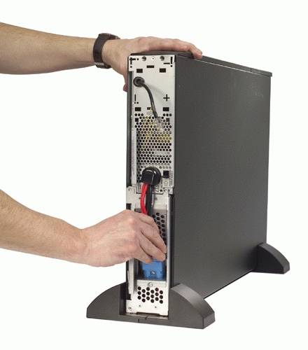 Rca Informatique - image du produit : SMART-UPS RM 1500VA BLACK TOWER/RACK SNMP CARD USB/SER IN